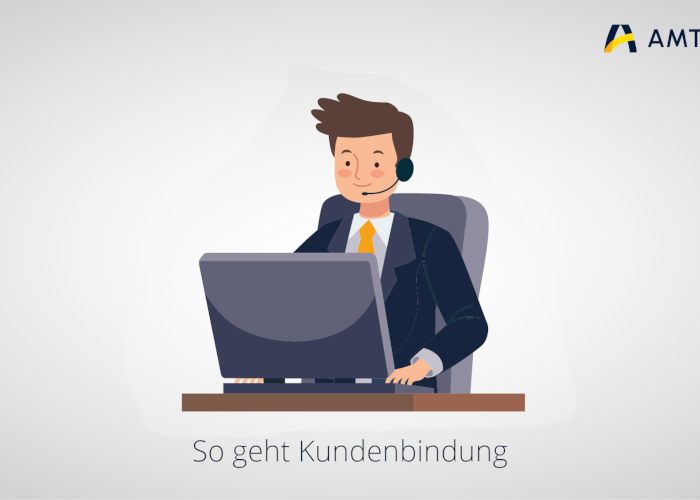 Blog Header: Mann mit Headset bei der Arbeit. So geht Kundenbindung